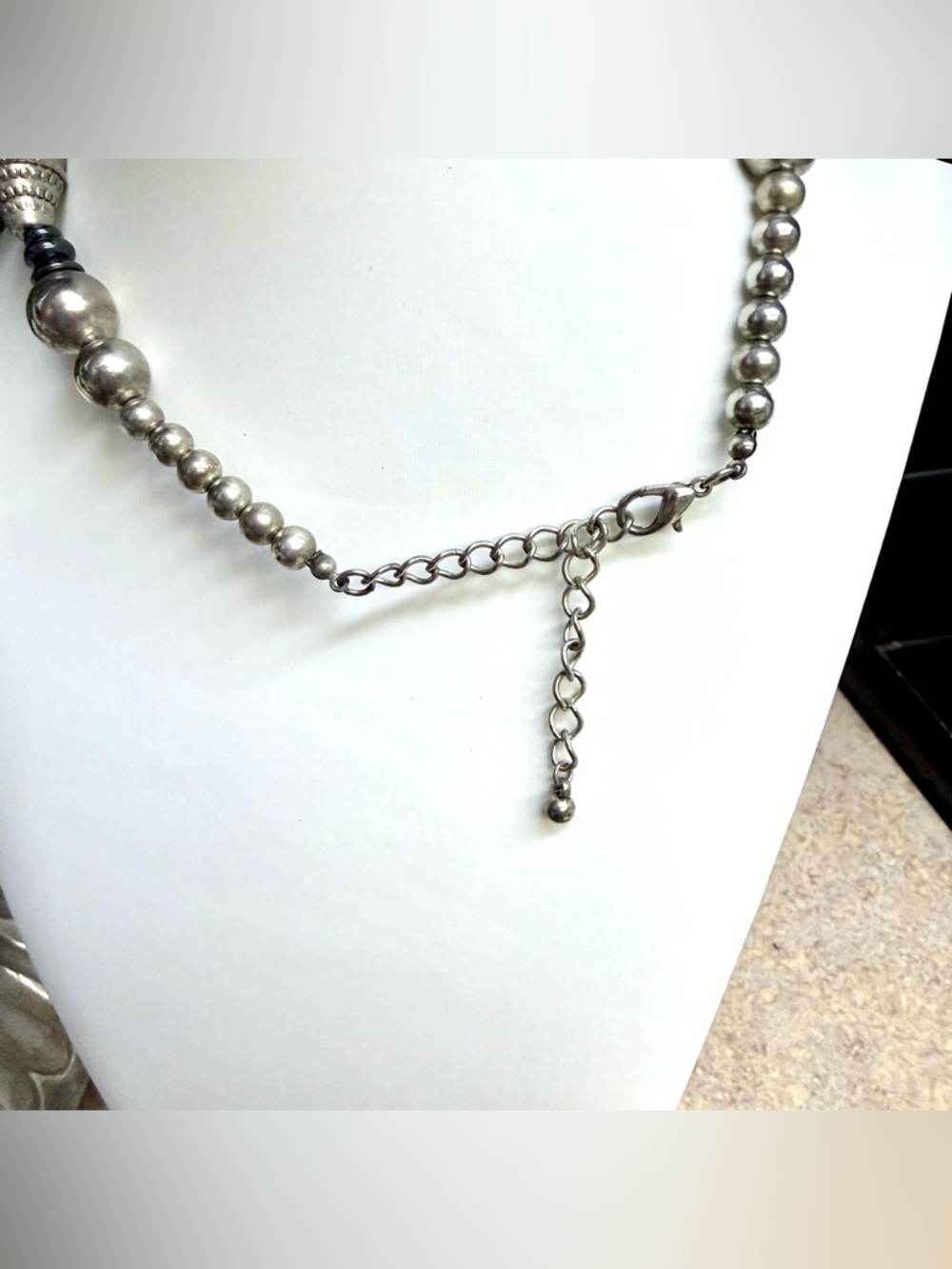 Chunky black and silver statement necklace - Picture 3 of 3